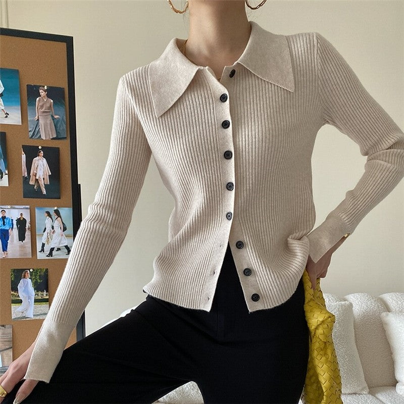 10772317