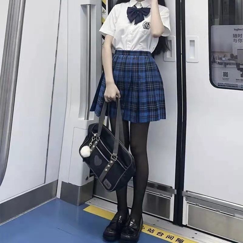 11082258