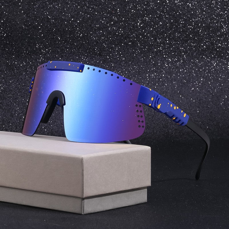 10733174