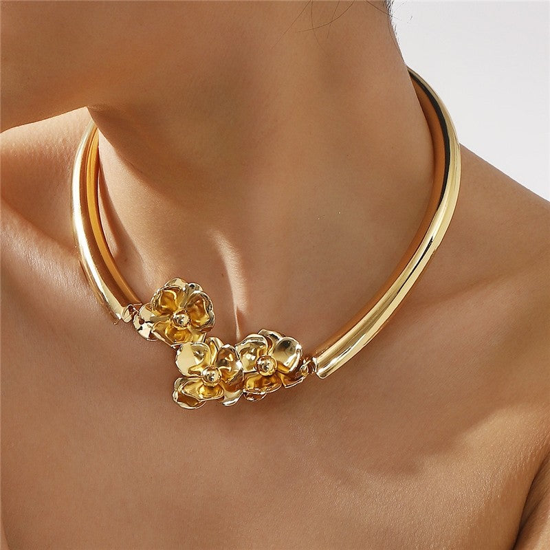 11008055