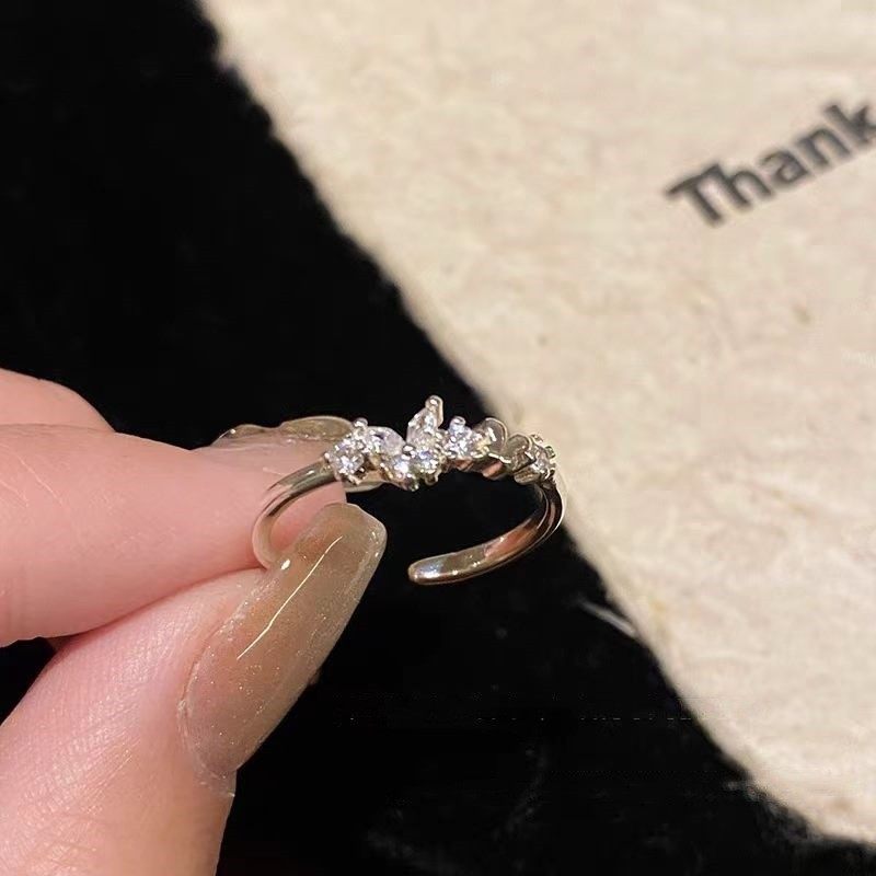 11208537