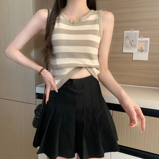 10767716